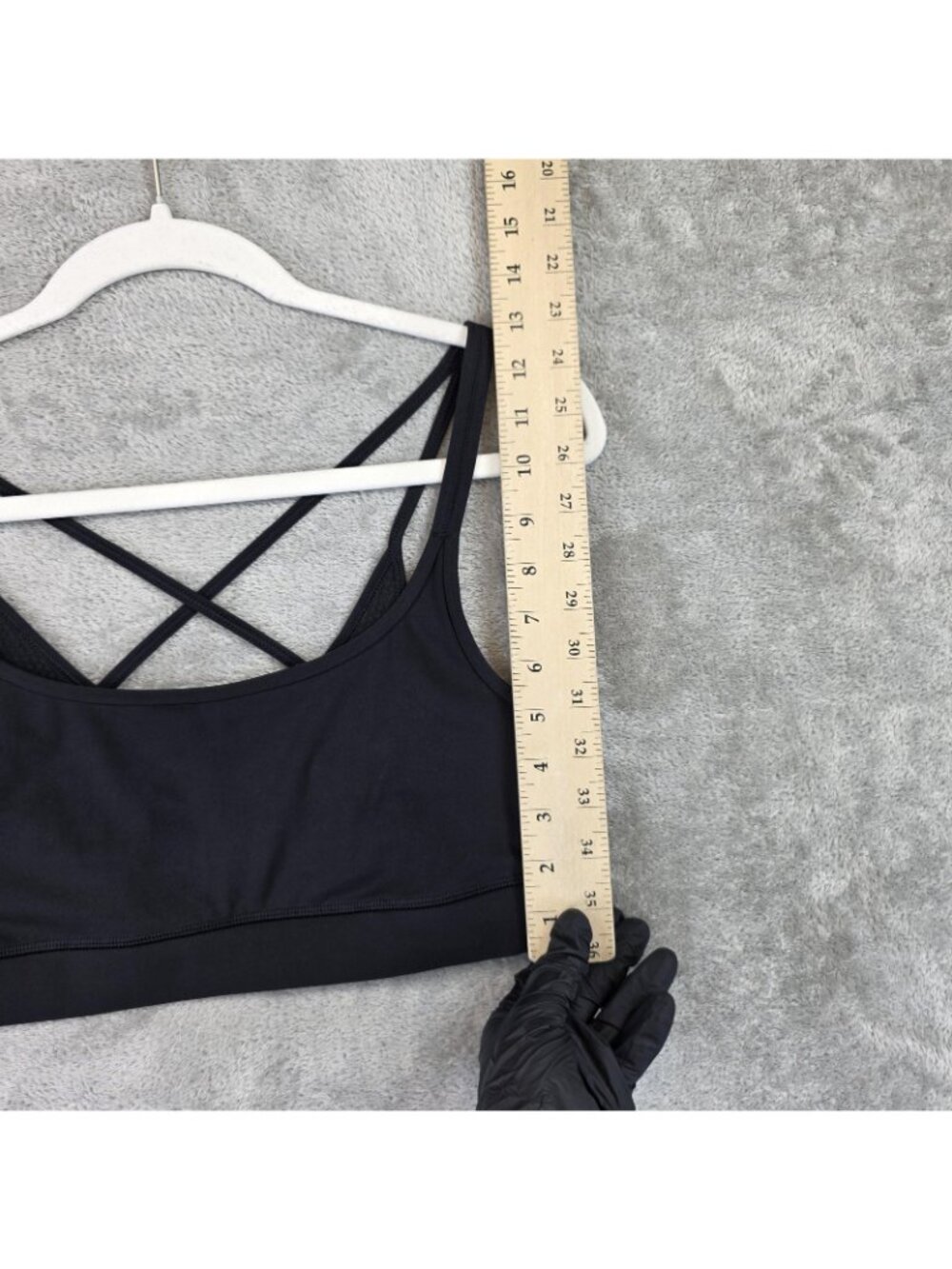 Vuori Mindset Sports Bra Womens M Black Crossback Lined Stretch Yoga Athletic - Picture 8 of 8